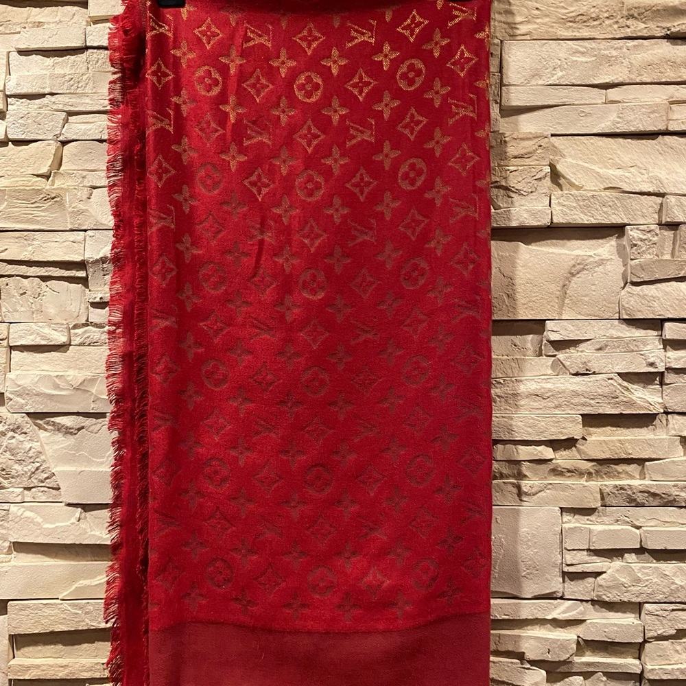 Louis Vuitton scarf red and gold large